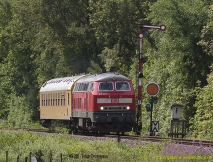 021 - 218 473 mit Funkmesswagen in der Heide - Ausfahrt Hodenhagen