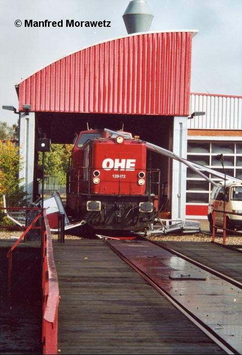 0122 OHE Lok am Lokschuppen in Soltau-Süd