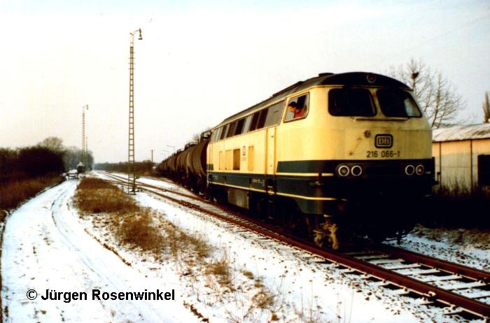 Gilten: Lz 86523 bei der Einfahrt in den Bfu Gilten im Februar 1991