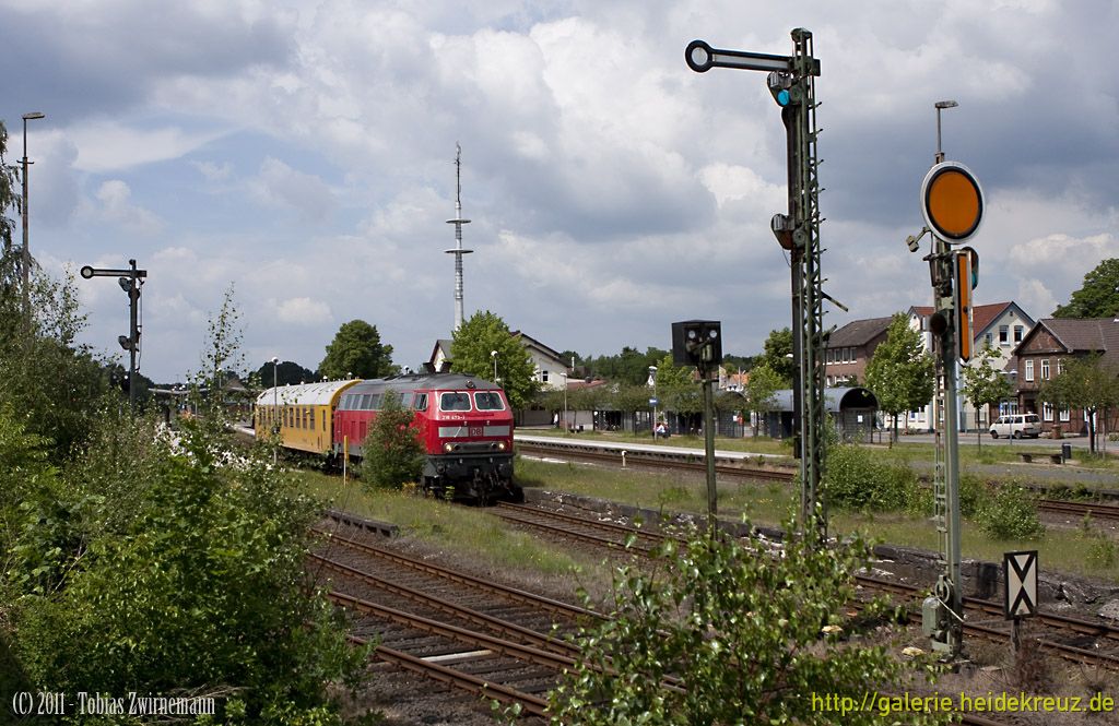 030 - 218 473 mit Funkmesswagen in der Heide - Ausfahrt Soltau
