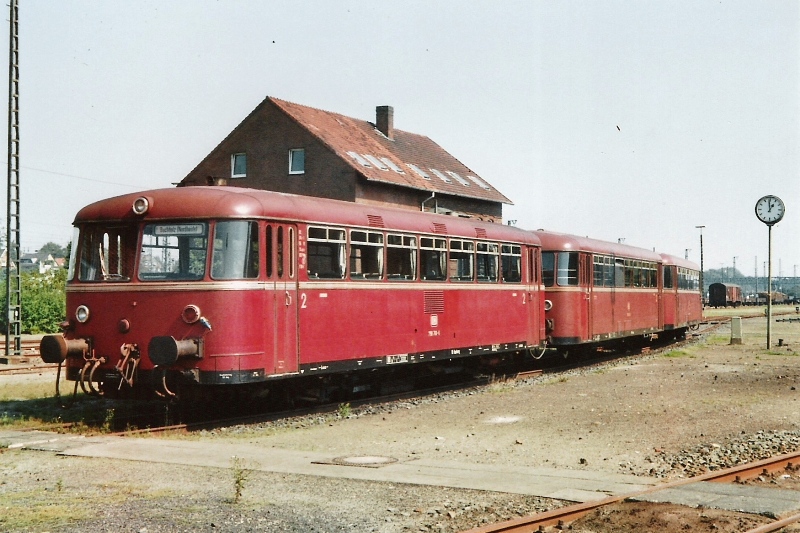 030 BR 798